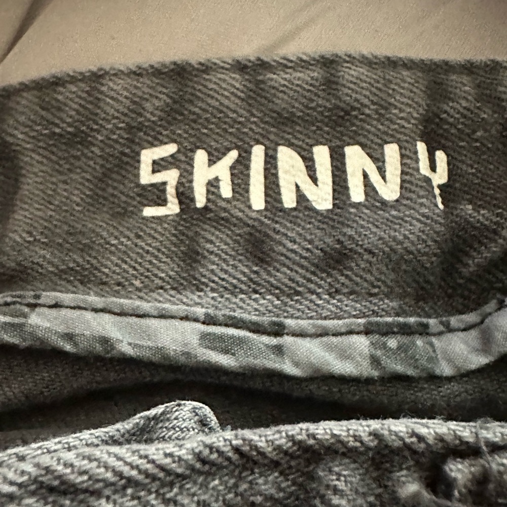 Shaun White Boys 4T Gray Denim Skinny Jeans - Picture 8 of 16